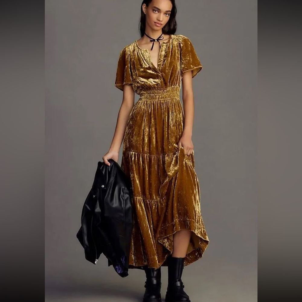 Gorgeous Anthropology crushed velvet gold dress in size small